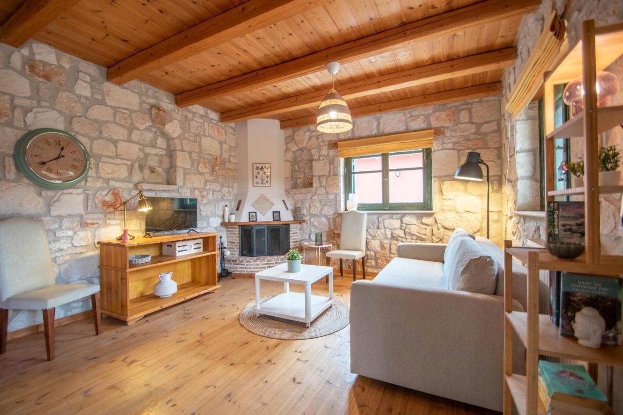 VasilikíValory'S House - The Stone House别墅 外观 照片
