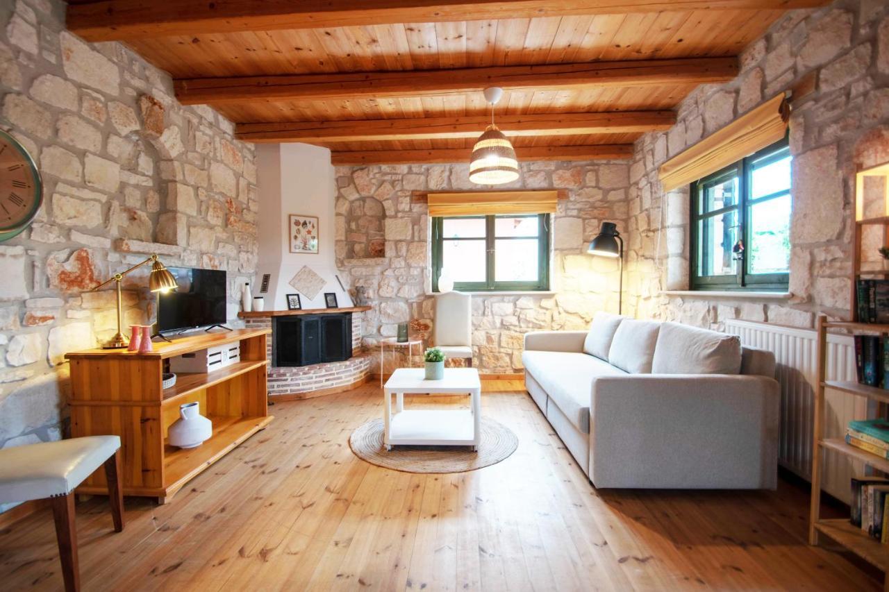 VasilikíValory'S House - The Stone House别墅 外观 照片